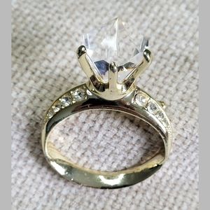 Vintage Brooch Engagement Ring Rhinestones Retro Collectible Pin Costume Jewelry